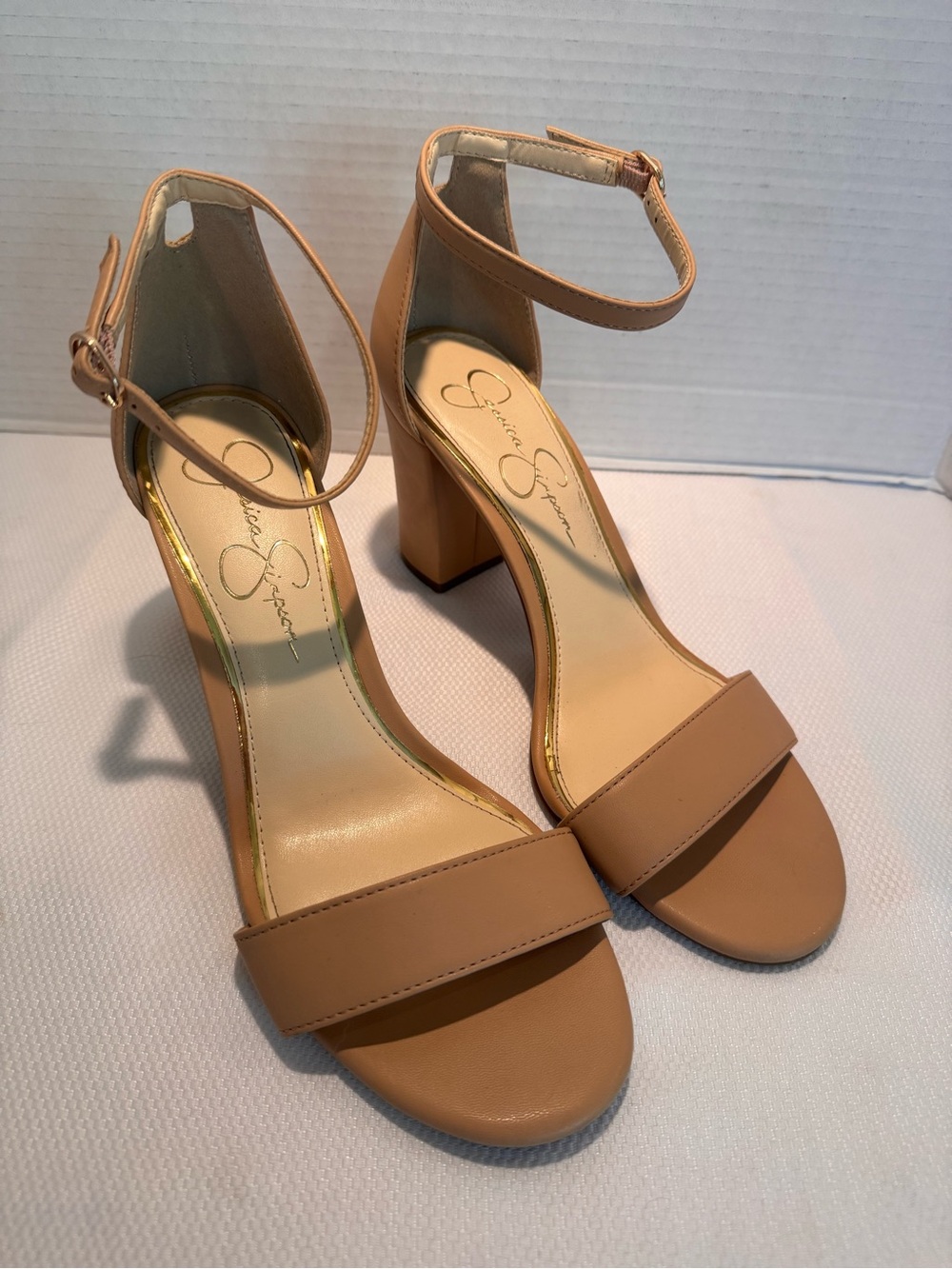 Jessica Simpson Nude Block Heel Sandals Size 9